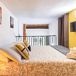 Pellico San Salvario House